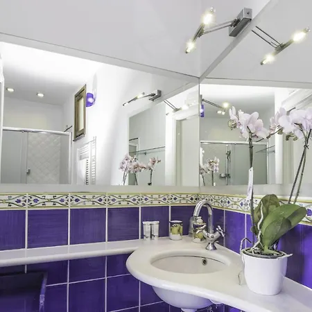 Pensión Via Col Vento 4*