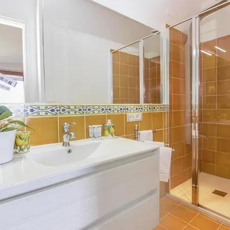 Via Col Vento Pensión 4*