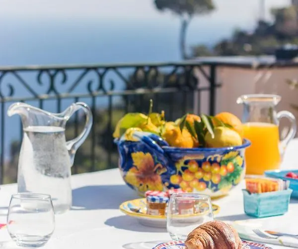 Via Col Vento Konukevi Ravello