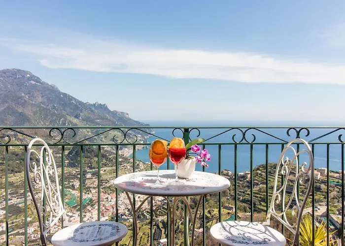 Konukevi Via Col Vento Ravello