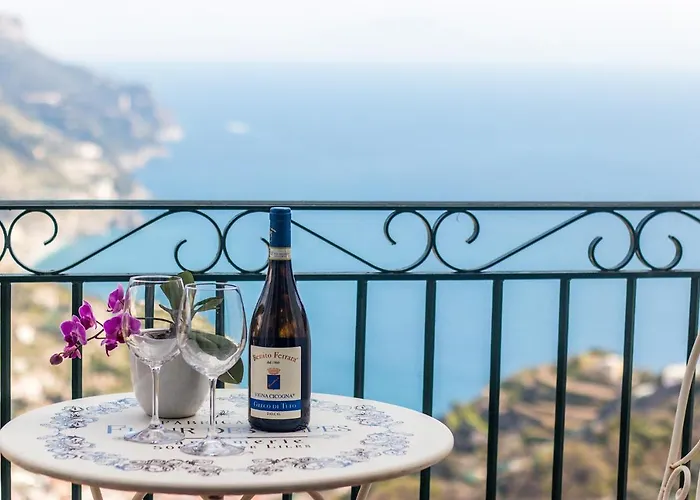 Konukevi Via Col Vento Ravello