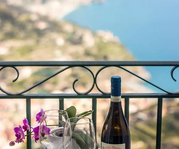 Konukevi Via Col Vento Ravello