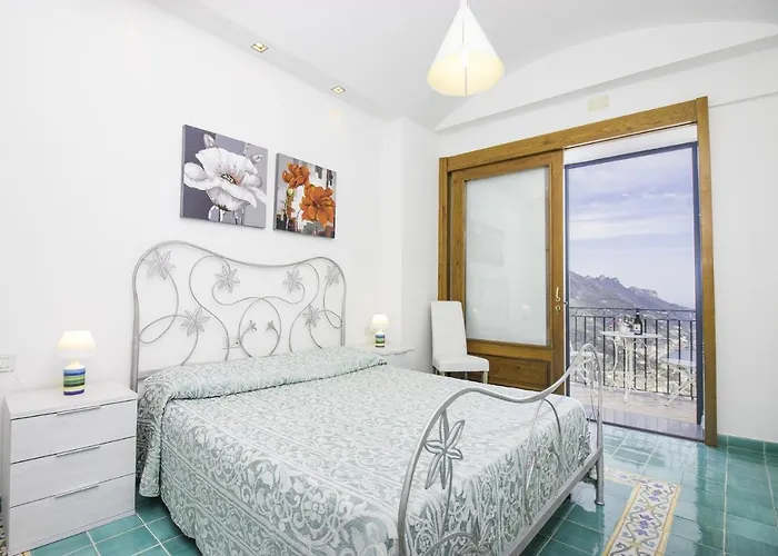 Via Col Vento Konukevi 4*